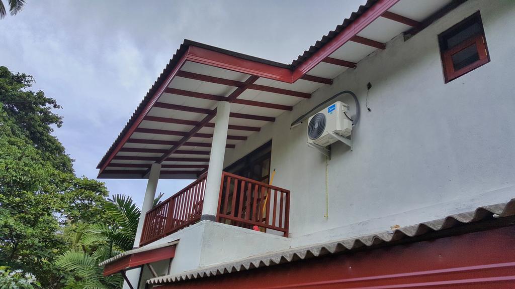 Villa Happy Home Bentota Bagian luar foto
