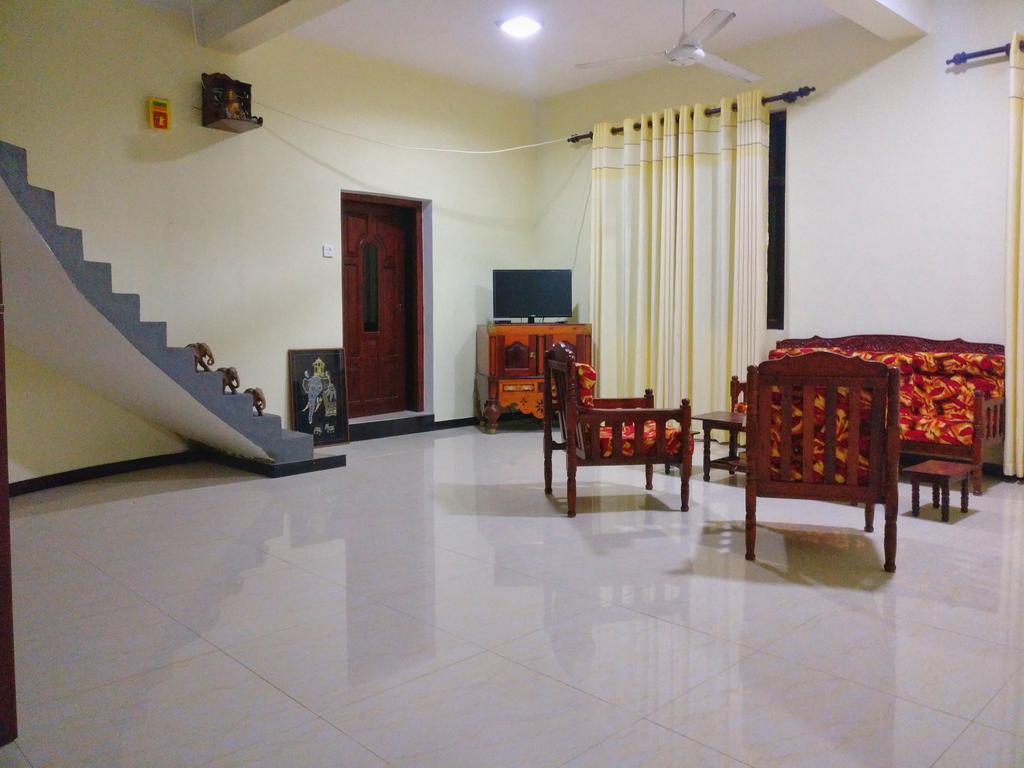 Villa Happy Home Bentota Ruang foto